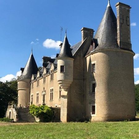 Chambre Dans Tour Du 15Eme Siecle Mauvieres Exterior photo