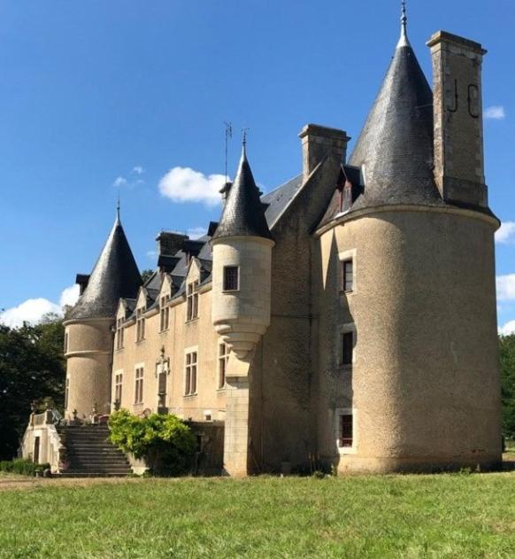 Chambre Dans Tour Du 15Eme Siecle Mauvieres Exterior photo
